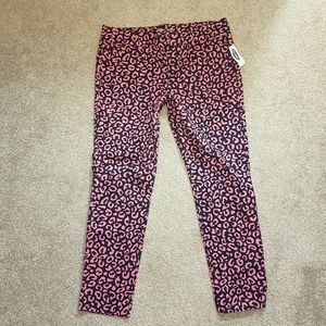 Old Navy Leopard Print Pixie Ankle Cut Pants 10